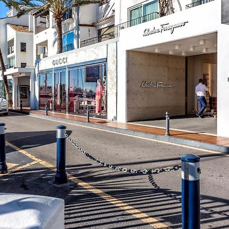 マルベーリャPenthouse In Puerto Banusアパートメント エクステリア 写真